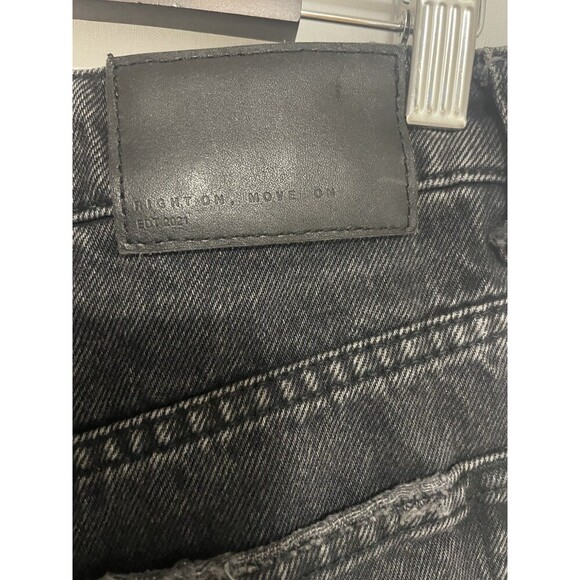 Zara Denim Shorts Women’s 6 High Waisted Black Frayed Hem cutoff Jean Featival - Picture 3 of 12